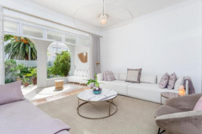 Elegant Getaway in Sea Point